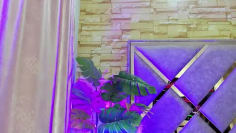 Snapshot of jade_white_ chatting on 03/17/26, 01:03 jade white online show from 03/17/26, 01:03