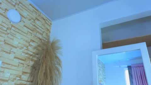 Snapshot of jade_white_ chatting on 03/19/26, 01:48 jade white online show from 03/19/26, 01:48