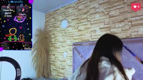 Snapshot of jade_white_ chatting on 03/25/26, 01:39 jade white online show from 03/25/26, 01:39