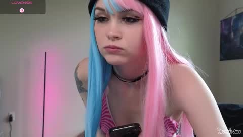 Bunnie Jade online show from 10/18/25, 06:08