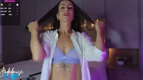 Snapshot of jadedmuse chatting on 03/20/26, 07:41 Jade online show from 03/20/26, 07:41