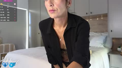 Snapshot of jadedmuse chatting on 04/13/26, 07:47 Jade online show from 04/13/26, 07:47