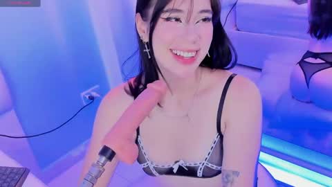 Snapshot of jadee_reed chatting on 04/19/26, 10:56 Jade Red online show from 04/19/26, 10:56