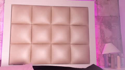 Snapshot of jadeestudios chatting on 01/24/25, 03:45 jadeestudios online show from 01/24/25, 03:45