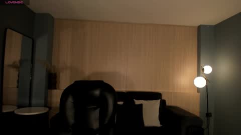 Snapshot of jadeevansx chatting on 03/08/26, 05:28 JADE EVANS online show from 03/08/26, 05:28