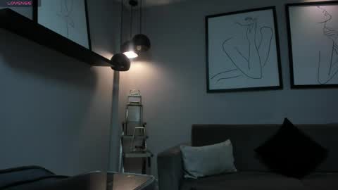 Snapshot of jadeevansx chatting on 04/01/26, 07:44 JADE EVANS online show from 04/01/26, 07:44