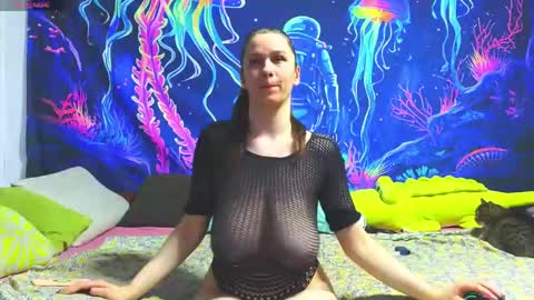 Snapshot of jadelin_min chatting on 05/12/26, 09:34 Jadelin Min online show from 05/12/26, 09:34