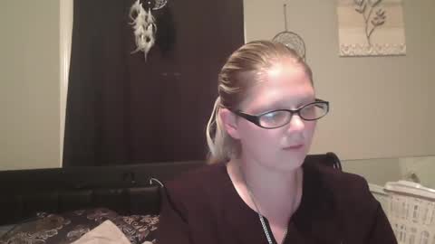 Snapshot of jadeluv chatting on 03/03/25, 02:47 JadeLuv online show from 03/03/25, 02:47