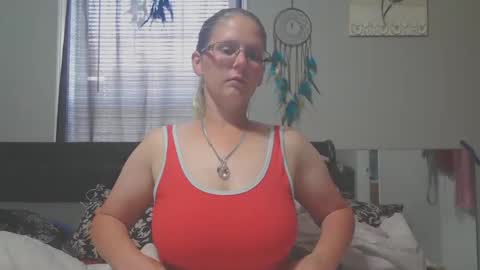 JadeLuv online show from 04/11/26, 04:33