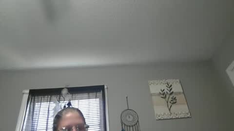 Snapshot of jadeluv chatting on 05/02/26, 02:33 JadeLuv online show from 05/02/26, 02:33