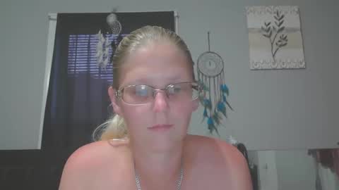 Snapshot of jadeluv chatting on 06/01/26, 12:56 JadeLuv online show from 06/01/26, 12:56