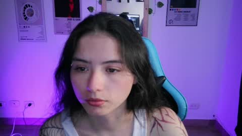 Snapshot of jademonet_ chatting on 03/26/26, 05:24 Jade 3 online show from 03/26/26, 05:24