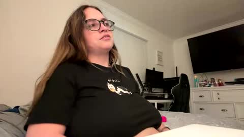 Snapshot of jademonroe0522 chatting on 10/25/25, 10:34 jademonroe0522 online show from 10/25/25, 10:34