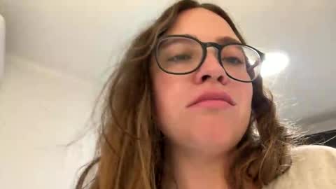 Snapshot of jademonroe0522 chatting on 10/29/25, 11:01 jademonroe0522 online show from 10/29/25, 11:01