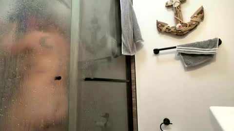 Snapshot of jademonroe0522 chatting on 10/30/25, 11:11 jademonroe0522 online show from 10/30/25, 11:11