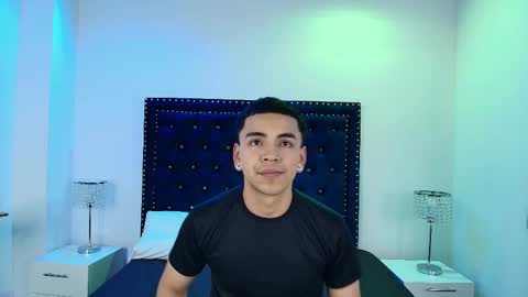 Jaden and Sofia  online show from 04/01/26, 03:18