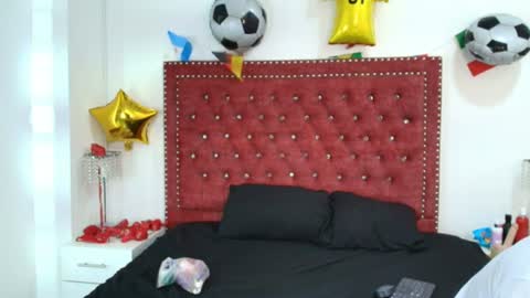 Snapshot of jaden_and_sofia chatting on 07/16/26, 03:12 Jaden and Sofia online show from 07/16/26, 03:12