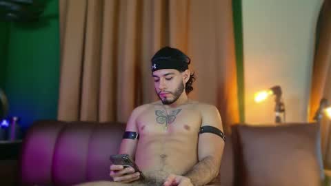 Jaden Feynman online show from 11/06/25, 04:57