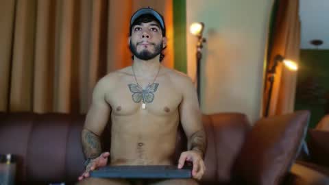 Jaden Feynman online show from 11/10/25, 03:16