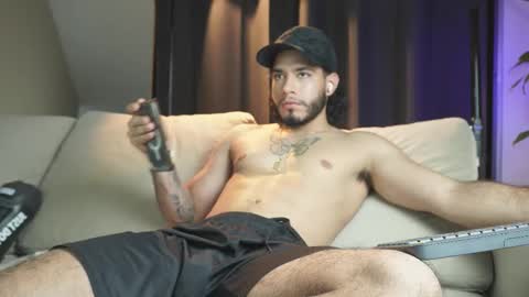 Snapshot of jadenfeynman chatting on 02/11/26, 02:49 Jaden Feynman online show from 02/11/26, 02:49