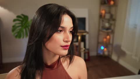 Jade online show from 01/31/25, 11:45