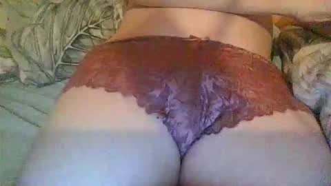 Snapshot of jadethemaskedtrans chatting on 03/10/26, 01:21 Jade online show from 03/10/26, 01:21