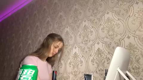 Snapshot of jadwigajennrich chatting on 11/25/25, 09:20 Jane online show from 11/25/25, 09:20