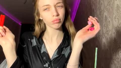 Snapshot of jadwigajennrich chatting on 11/26/25, 04:24 Jane online show from 11/26/25, 04:24