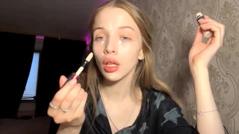 Snapshot of jadwigajennrich chatting on 11/27/25, 10:39 Jane online show from 11/27/25, 10:39