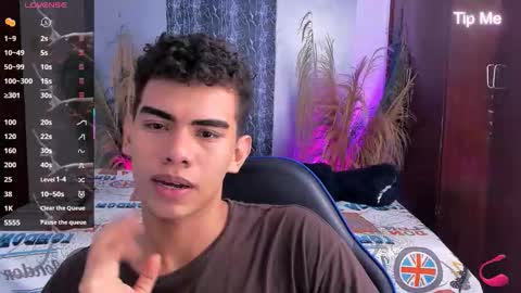 javi15  online show from 12/14/25, 10:58