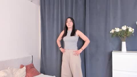 Helen online show from 02/17/26, 07:09