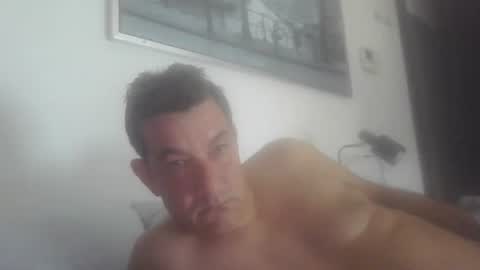 Snapshot of jag8637 chatting on 05/25/26, 09:37 jag8637 online show from 05/25/26, 09:37