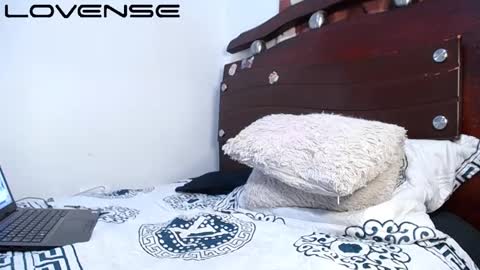 Snapshot of jahn_ashford1 chatting on 02/06/25, 01:49 jahn_ashford1 online show from 02/06/25, 01:49