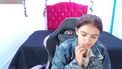 jaide387017 online show from 06/01/26, 09:16