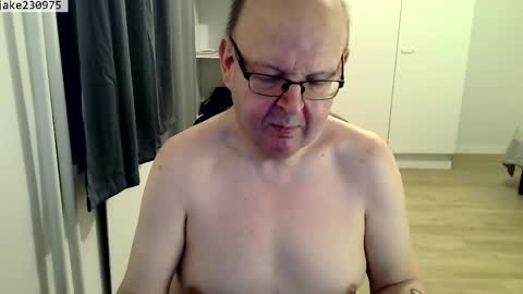 Jake2309 online show from 04/18/26, 07:58