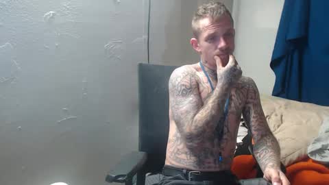 showingitoff online show from 10/04/25, 10:19