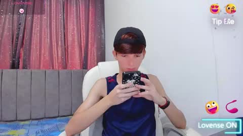 Snapshot of jake_evanss_ chatting on 02/12/25, 02:43 JAKE online show from 02/12/25, 02:43