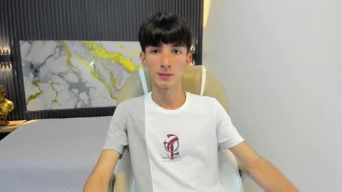 Snapshot of jake_evanss_ chatting on 09/14/25, 08:19 JAKE online show from 09/14/25, 08:19