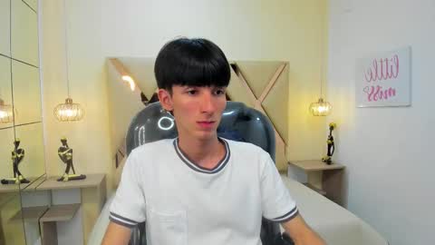 Snapshot of jake_evanss_ chatting on 09/22/25, 03:41 JAKE online show from 09/22/25, 03:41