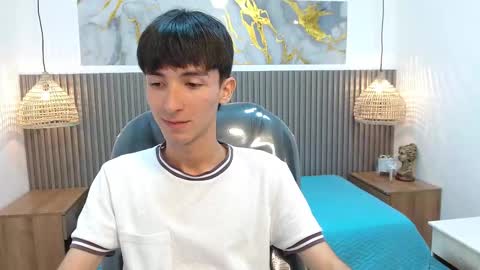 Snapshot of jake_evanss_ chatting on 11/15/25, 01:18 JAKE online show from 11/15/25, 01:18