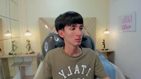 Snapshot of jake_evanss_ chatting on 11/20/25, 04:29 JAKE online show from 11/20/25, 04:29