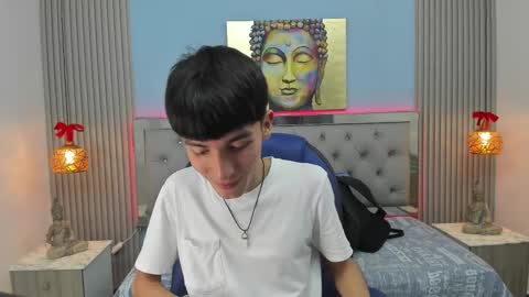 Snapshot of jake_evanss_ chatting on 12/16/25, 08:03 JAKE online show from 12/16/25, 08:03