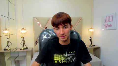 Snapshot of jake_evanss_ chatting on 02/08/26, 08:01 JAKE online show from 02/08/26, 08:01