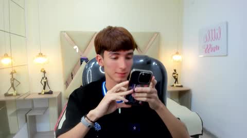 Snapshot of jake_evanss_ chatting on 03/21/26, 06:29 JAKE online show from 03/21/26, 06:29