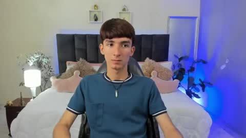Snapshot of jake_evanss_ chatting on 05/20/26, 03:18 JAKE online show from 05/20/26, 03:18
