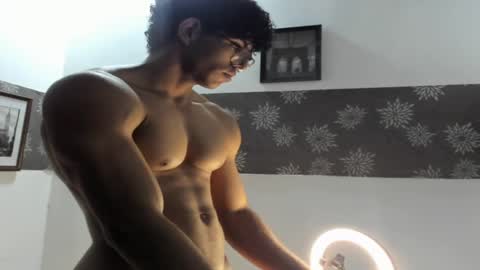 Snapshot of jake_hill1 chatting on 01/19/25, 01:32 jake_hill1 online show from 01/19/25, 01:32