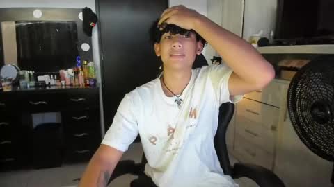 Snapshot of jake_willianss chatting on 05/31/26, 10:22 jake willianss online show from 05/31/26, 10:22