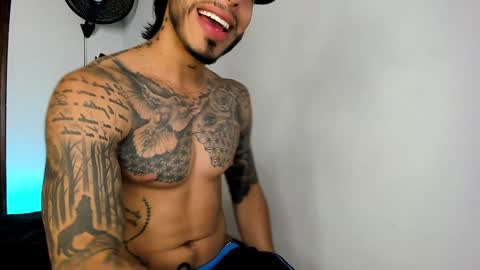 Santiago online show from 01/15/25, 01:56