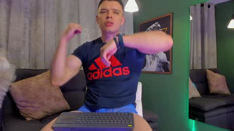 Snapshot of jakee_tyler chatting on 12/13/24, 04:16 Jake Tyler online show from 12/13/24, 04:16