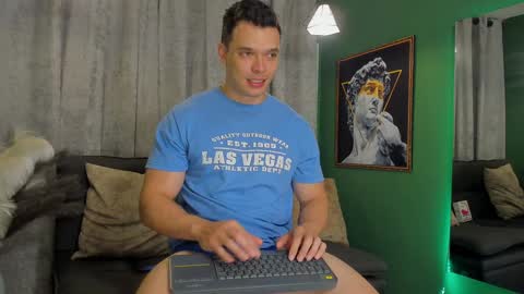 Snapshot of jakee_tyler chatting on 02/05/25, 04:14 Jake Tyler online show from 02/05/25, 04:14